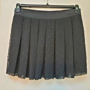 Size 8 American Eagle Outfitters Black Flowy Mini Skirt